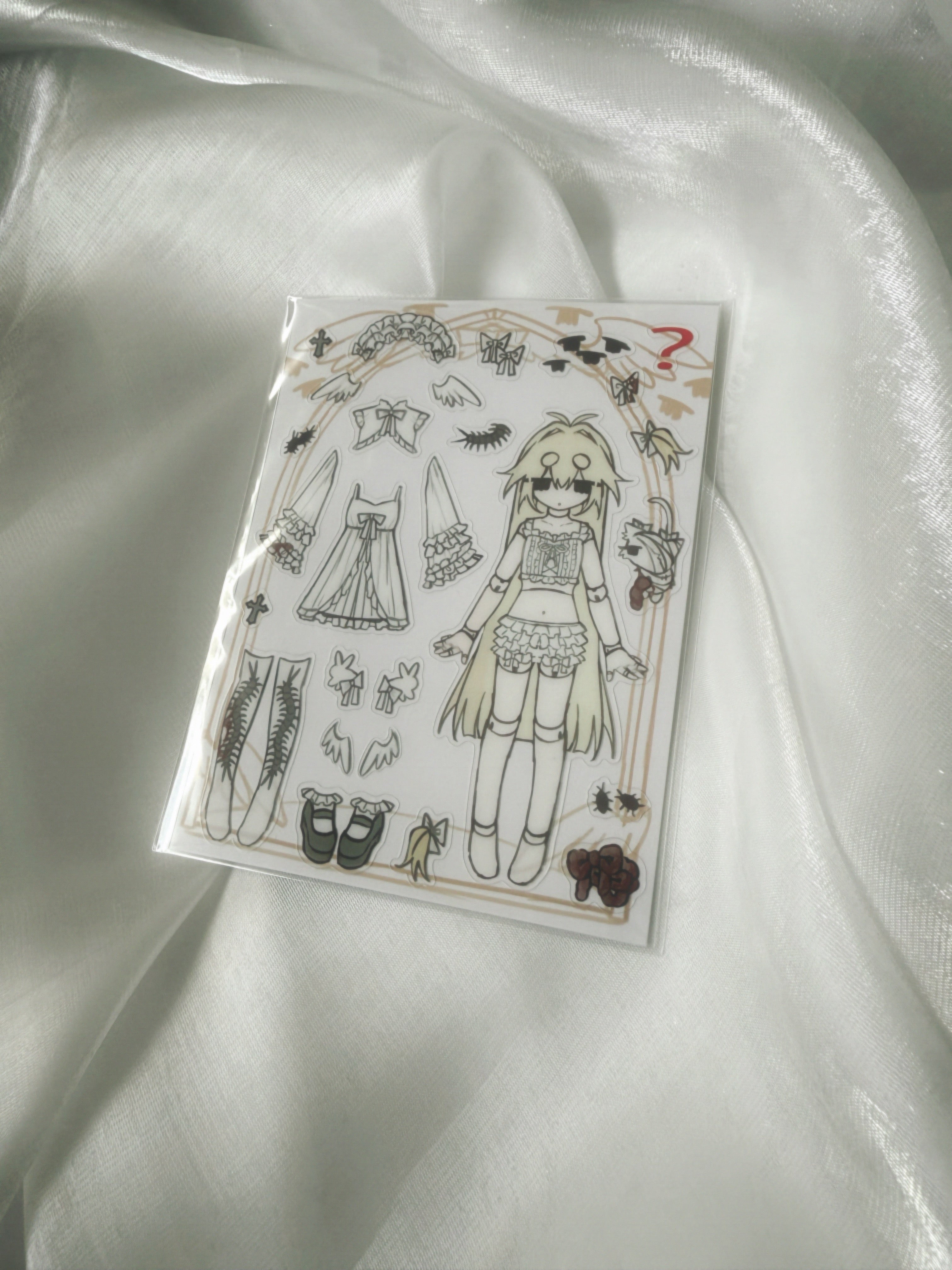 dress up sticker sheet WHITE